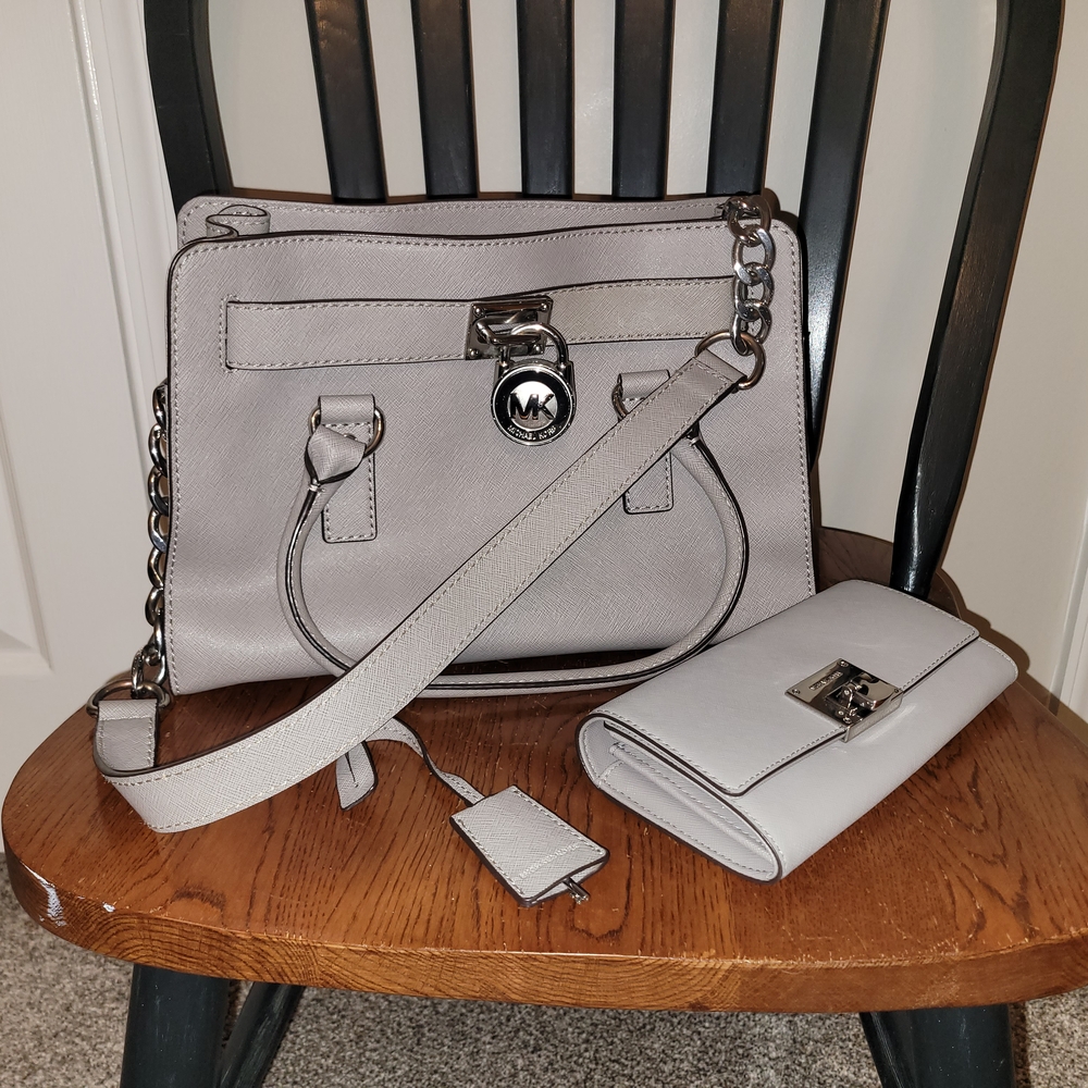 Michael Kors Hamilton Bag and Wallet Set
